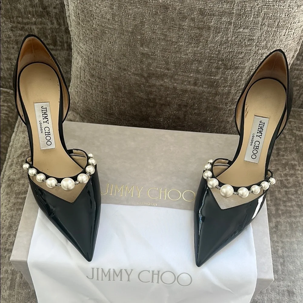 Jimmy Choo Black Patent Heels with Pearl Detail worn once. Size 37. - Picture 1 of 6